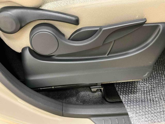 ムーヴキャンバス Ｘ　ＳＡＩＩ　ワンオーナー　衝突軽減ブレーキ　認定中古車　ＣＤチューナー　電動格納ドアミラー　オートエアコン　スマートキー　プッシュボタンスタート（17枚目）