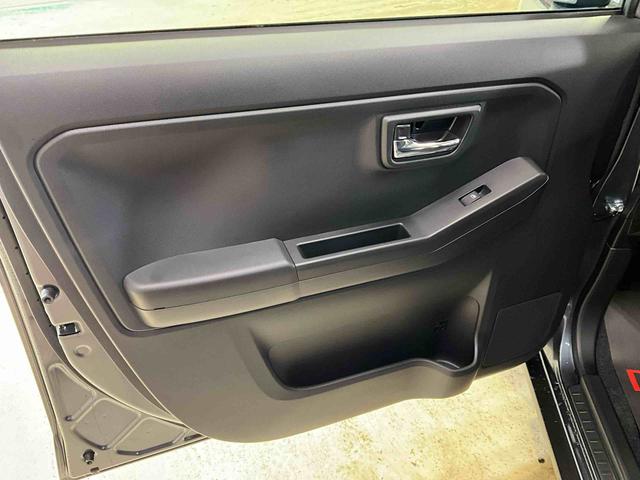 タフト Ｇ　クロムベンチャー　届出済未使用車　ワンオーナー　衝突軽減ブレーキ　認定中古車　電動パーキングブレーキ　オートブレーキホールド機能　運転席助手席シートヒーター　クルーズコントロール　オーディオレス車（29枚目）