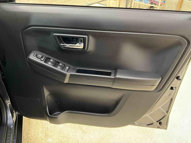タフト Ｇ　クロムベンチャー　届出済未使用車　ワンオーナー　衝突軽減ブレーキ　認定中古車　電動パーキングブレーキ　オートブレーキホールド機能　運転席助手席シートヒーター　クルーズコントロール　オーディオレス車（30枚目）