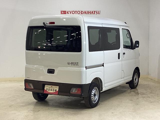 ハイゼットカーゴ ＤＸ　　４ＷＤ　前後コーナーセンサー　ラジオ　４ＷＤ　前後コーナーセンサー　ラジオ　アイドリングストップ　ＡＴ車　両側スライドドア　キーレスエントリー　ヘッドライトレべライザー　アクセサリーソケット　マニュアルエアコン　オートライト（9枚目）