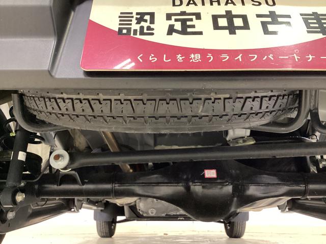 ハイゼットカーゴ ＤＸ　　４ＷＤ　前後コーナーセンサー　ラジオ　４ＷＤ　前後コーナーセンサー　ラジオ　アイドリングストップ　ＡＴ車　両側スライドドア　キーレスエントリー　ヘッドライトレべライザー　アクセサリーソケット　マニュアルエアコン　オートライト（27枚目）