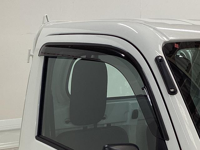 ハイゼットトラック スタンダード　４ＷＤ　ＣＶＴ車　ナビ　バックカメラ　ＥＴＣ　ＣＶＴ車　４ＷＤ　純正ナビ　バックカメラ　ＥＴＣ　コーナーセンサー　ＴＶ　Ｂｌｕｅｔｏｏｔｈ　３方開　ヘッドライトレべライザー　スペアタイヤ　アクセサリーソケット　オートマチックハイビーム（5枚目）