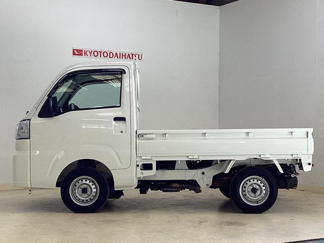 ハイゼットトラック スタンダード　４ＷＤ　ＣＶＴ車　ナビ　バックカメラ　ＥＴＣ　ＣＶＴ車　４ＷＤ　純正ナビ　バックカメラ　ＥＴＣ　コーナーセンサー　ＴＶ　Ｂｌｕｅｔｏｏｔｈ　３方開　ヘッドライトレべライザー　スペアタイヤ　アクセサリーソケット　オートマチックハイビーム（7枚目）