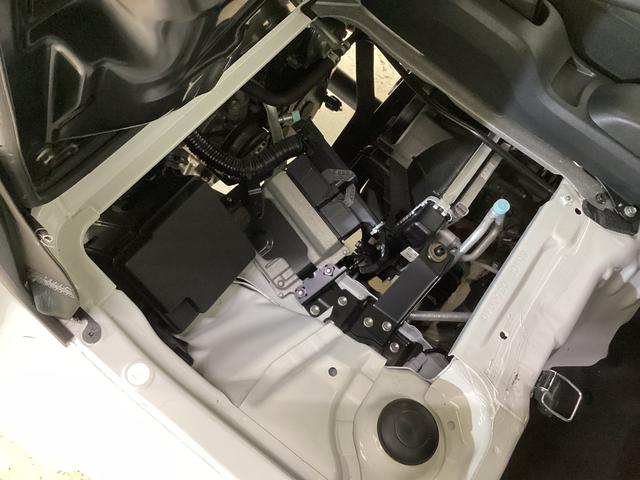 ハイゼットトラック スタンダード　ワンオーナー　４ＷＤ　ＣＶＴ車　３方開　ラジオ　ワンオーナー　４ＷＤ　ＣＶＴ車　ラジオ　３方開　ヘッドライトレべライザー　アクセサリーソケット　マニュアルエアコン　スペアタイヤ　バッテリーカバー　クリアランスソナー　キーレスエントリー　オートライト（52枚目）