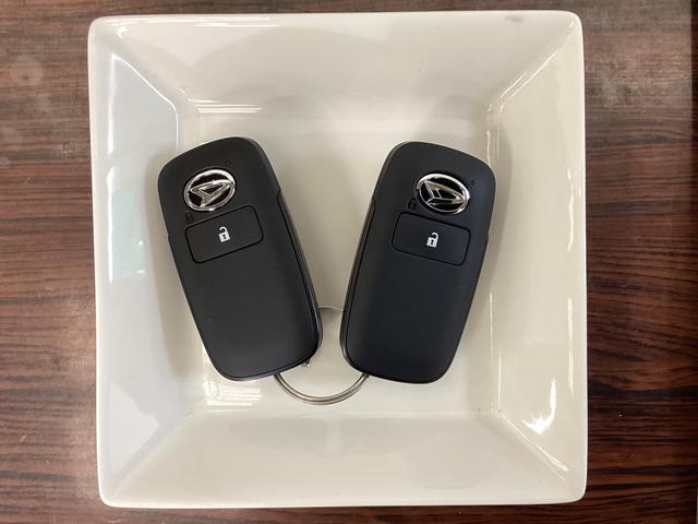 タフト Ｇ　クロムベンチャー　届出済未使用車　バックカメラ　ＬＥＤ　届出済未使用車　前席シートヒーター　バックカメラ　アダプティブクルーズコントロール　スカイフィールトップ　オートマチックハイビーム　ＬＥＤヘッドライト　スマートキー　１５インチ純正アルミホイール（16枚目）