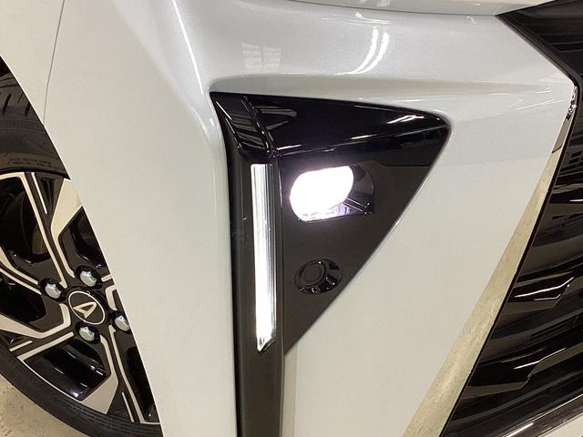 タント カスタムX 届出済み未使用車 スマートアシスト スマートアシスト バックカメラ プッシュボタンエンジンスタート LEDヘッドライト 両側リヤパワースライドドア オートエアコン コーナーセンサー アルミホイール シートヒーター アイドリングストップ(8枚目)