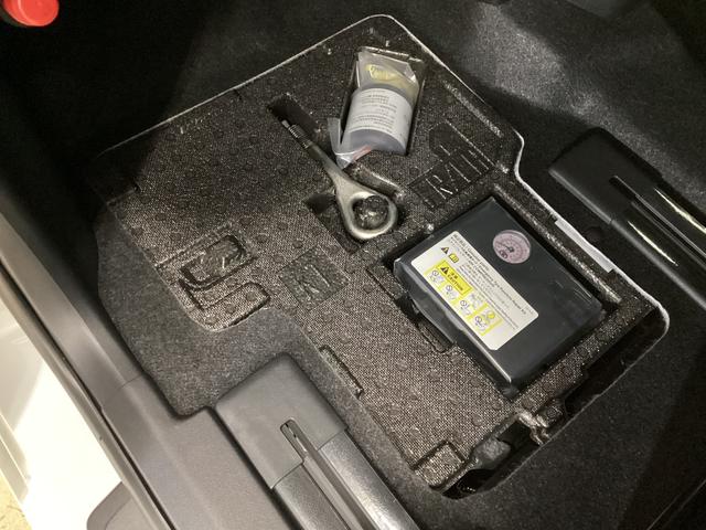 タント カスタムX 届出済み未使用車 スマートアシスト スマートアシスト バックカメラ プッシュボタンエンジンスタート LEDヘッドライト 両側リヤパワースライドドア オートエアコン コーナーセンサー アルミホイール シートヒーター アイドリングストップ(33枚目)