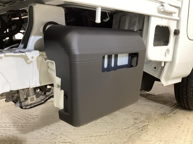 ハイゼットトラック スタンダード 届出済み未使用車 4WD CVT エアコン 切替式4WD CVT 3方開 ヘッドライトレべライザー オートライト オートマチックハイビーム アクセサリーソケット スマートアシスト 電動格納ミラー マニュアルエアコン パワステ バッテリーカバー(29枚目)