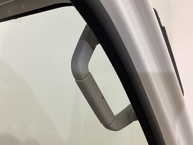 ハイゼットトラック スタンダード 届出済み未使用車 4WD CVT エアコン 切替式4WD CVT 3方開 ヘッドライトレべライザー オートライト オートマチックハイビーム アクセサリーソケット スマートアシスト 電動格納ミラー マニュアルエアコン パワステ バッテリーカバー(32枚目)