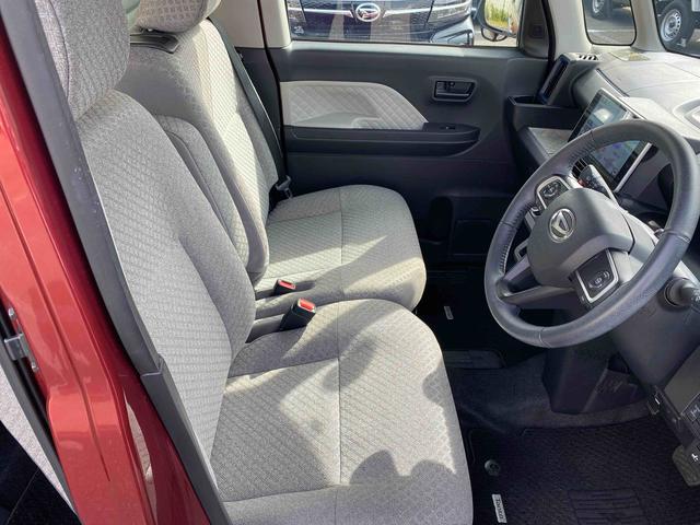 タント Ｘターボ　パノラマモニター　ダイハツ認定中古車　予防安全機能スマートアシスト搭載　アイドリングストップ　シートリフター　シートヒーター　パノラマモニター　片側パワースライドドア　ナビゲーション　ドライブレコーダー　キーフリーキー（13枚目）