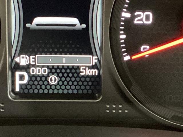 タフト G クロムベンチャー クルコン リアカメラ コーナーセンサー アダプティブクルーズコントロール リアカメラ 前後コーナーセンサー 前席シートヒーター スカイフィールトップ USBチャージャー オートマチックハイビーム 15インチ純正アルミホイール 電子パーキング(41枚目)