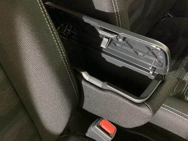 タフト G クロムベンチャー クルコン リアカメラ コーナーセンサー アダプティブクルーズコントロール リアカメラ 前後コーナーセンサー 前席シートヒーター スカイフィールトップ USBチャージャー オートマチックハイビーム 15インチ純正アルミホイール 電子パーキング(52枚目)