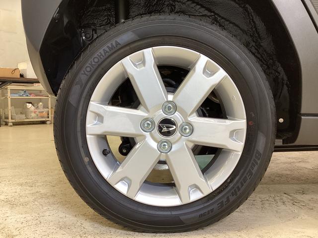 タフト G クロムベンチャー クルコン リアカメラ コーナーセンサー アダプティブクルーズコントロール リアカメラ 前後コーナーセンサー 前席シートヒーター スカイフィールトップ USBチャージャー オートマチックハイビーム 15インチ純正アルミホイール 電子パーキング(54枚目)