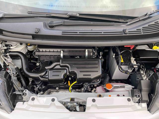 ムーヴ カスタム　Ｘリミテッド　ＳＡＩＩＩ　パノラマモニター　ダイハツ認定中古車　予防安全機能スマートアシスト搭載　アイドリングストップ　電動格納ミラー　シートリフター　運転席シートヒーター　パノラマモニター　ナビゲーション　ＥＴＣ車載器　キーフリーキー（17枚目）