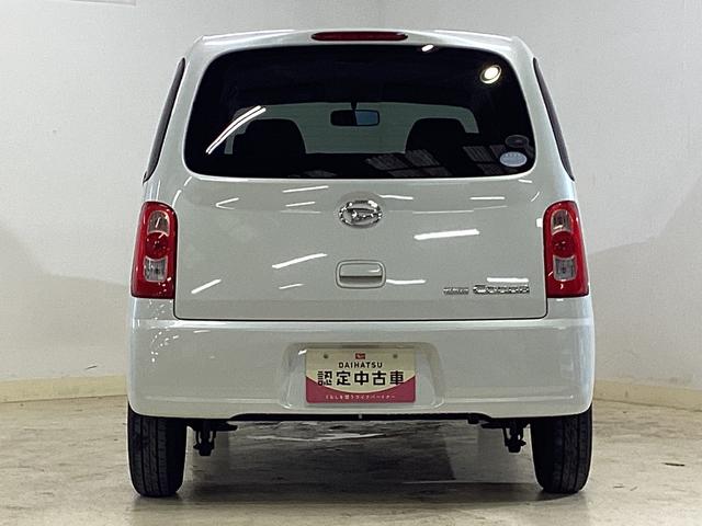 ミラココア ココアＸスペシャル　ワンオーナー　コーナーポール　ワンオーナー　電動格納ミラー　キーレスエントリー　マニュアルエアコン　ドアバイザー　ヘッドライトレべライザー　ベンチシート　ＡＢＳ　１３インチ純正スチールホイール　オーディオレス（11枚目）