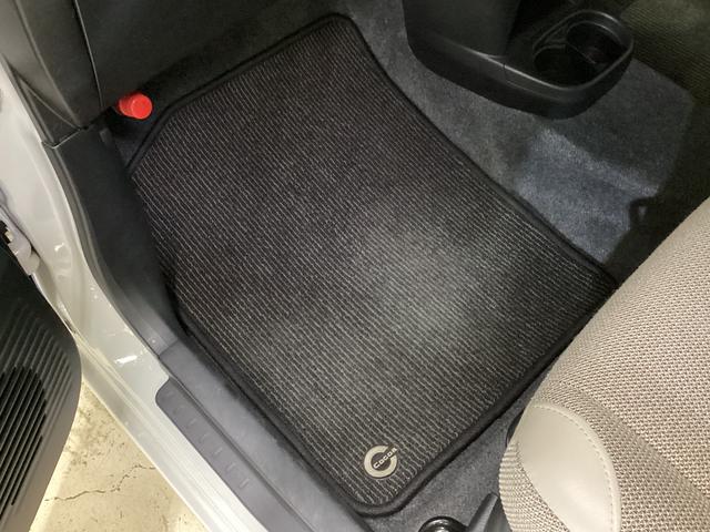 ミラココア ココアＸスペシャル　ワンオーナー　コーナーポール　ワンオーナー　電動格納ミラー　キーレスエントリー　マニュアルエアコン　ドアバイザー　ヘッドライトレべライザー　ベンチシート　ＡＢＳ　１３インチ純正スチールホイール　オーディオレス（22枚目）