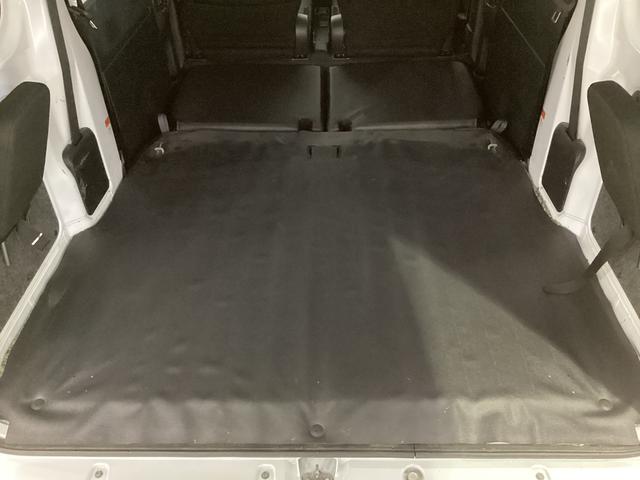 ハイゼットカーゴ クルーズ　ディスプレイオーディオ　バックカメラ　地デジ　ディスプレイオーディオ　フルセグチューナー　バックカメラ　プッシュボタンエンジンスタート　ＬＥＤヘッドライト　コーナーセンサー　マニュアルエアコン　オートライト　スマートアシスト　ホイールキャップ（37枚目）