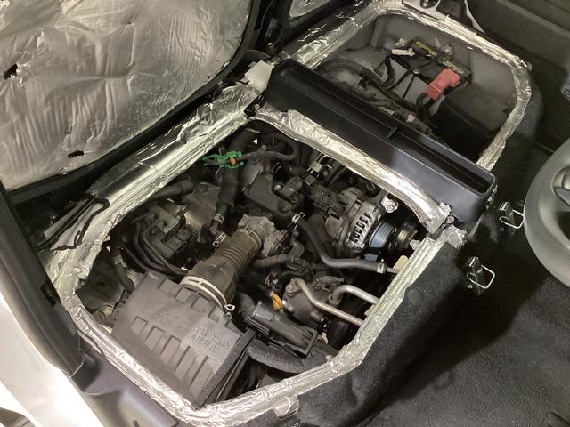 ハイゼットカーゴ クルーズ　ディスプレイオーディオ　バックカメラ　地デジ　ディスプレイオーディオ　フルセグチューナー　バックカメラ　プッシュボタンエンジンスタート　ＬＥＤヘッドライト　コーナーセンサー　マニュアルエアコン　オートライト　スマートアシスト　ホイールキャップ（64枚目）