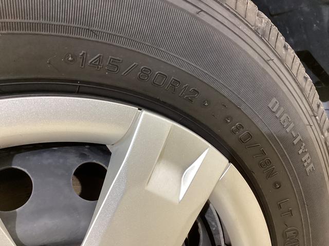 ハイゼットカーゴ クルーズ　ディスプレイオーディオ　バックカメラ　地デジ　ディスプレイオーディオ　フルセグチューナー　バックカメラ　プッシュボタンエンジンスタート　ＬＥＤヘッドライト　コーナーセンサー　マニュアルエアコン　オートライト　スマートアシスト　ホイールキャップ（67枚目）