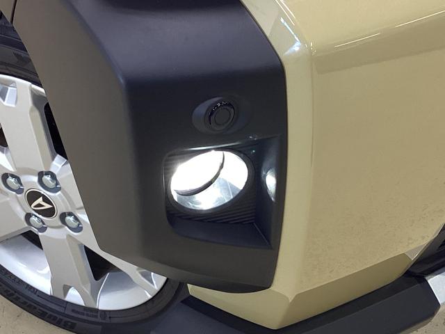 タフト G クロムベンチャー アダプティブクルーズコントロール アダプティブクルーズコントロール 前後コーナーセンサー 前席シートヒーター スカイフィールトップ 15インチ純正アルミホイール バックカメラ プッシュボタンエンジンスタート オートブレーキホールド(9枚目)