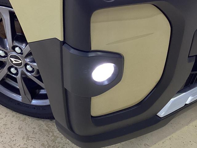 タント ファンクロス シートヒーター 両側電動スライドドア スマアシ スマートアシスト バックカメラ対応 前席シートヒーター 両側電動スライドドア USB接続 前後コーナーセンサー LEDヘッドライト オートマチックハイビーム オートブレーキホールド ルーフレール(9枚目)