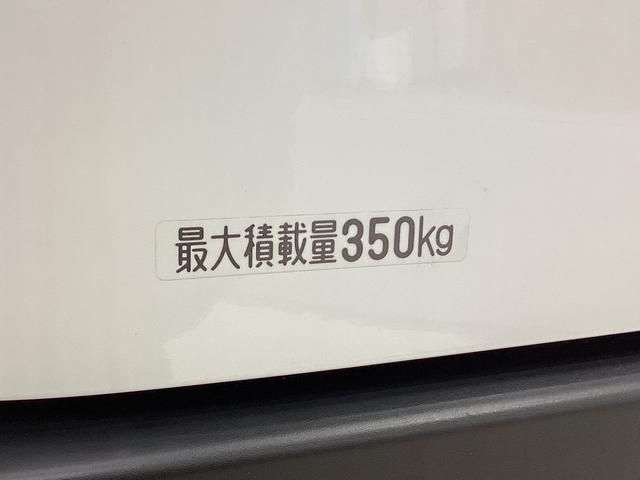 ハイゼットカーゴ ＤＸ　ワンオーナー　４ＷＤ　ＣＶＴ車　ラジオ　スマアシ　ワンオーナー　切替式４ＷＤ　ＣＶＴ車　ラジオ　スマートアシスト　両側スライドドア　オートライト　コーナーセンサー　ヘッドライトレべライザー　横滑り防止措置　キーレスエントリー　マニュアルエアコン（4枚目）