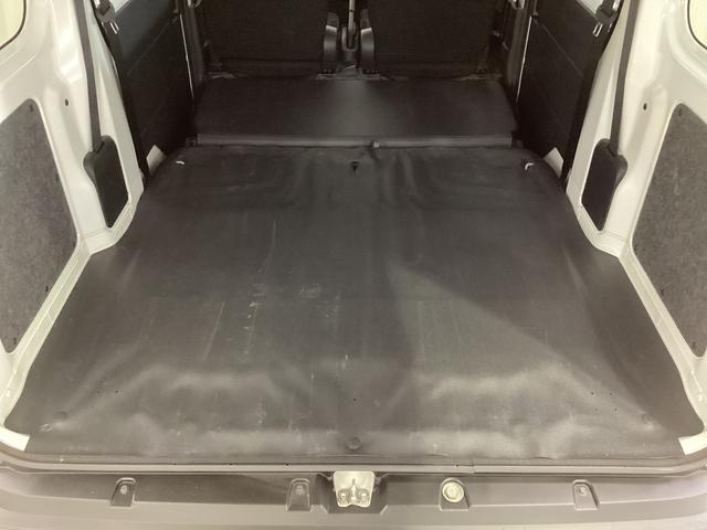 ハイゼットカーゴ ＤＸ　ワンオーナー　４ＷＤ　ＣＶＴ車　ラジオ　スマアシ　ワンオーナー　切替式４ＷＤ　ＣＶＴ車　ラジオ　スマートアシスト　両側スライドドア　オートライト　コーナーセンサー　ヘッドライトレべライザー　横滑り防止措置　キーレスエントリー　マニュアルエアコン（26枚目）