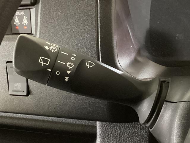 ハイゼットカーゴ ＤＸ　ワンオーナー　４ＷＤ　ＣＶＴ車　ラジオ　スマアシ　ワンオーナー　切替式４ＷＤ　ＣＶＴ車　ラジオ　スマートアシスト　両側スライドドア　オートライト　コーナーセンサー　ヘッドライトレべライザー　横滑り防止措置　キーレスエントリー　マニュアルエアコン（33枚目）