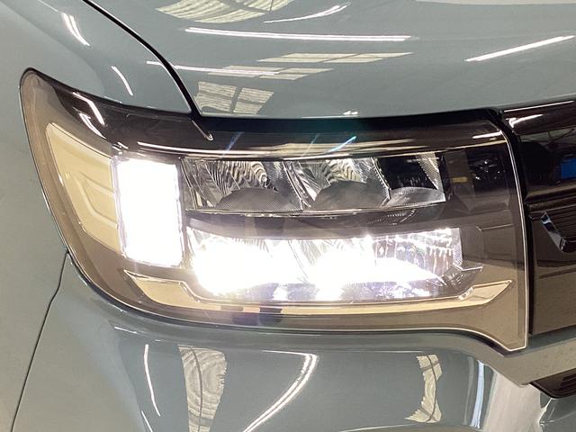 タント ファンクロス　シートヒータ　両側電動スライドドア　ＵＳＢ接続　前席シートヒーター　前後コーナーセンサー　両側電動スライドドア　ルーフレール　バックカメラ対応　ＵＳＢ接続　オートブレーキホールド　スマートキー　アイドリングストップ　スマートアシスト　オートライト（8枚目）