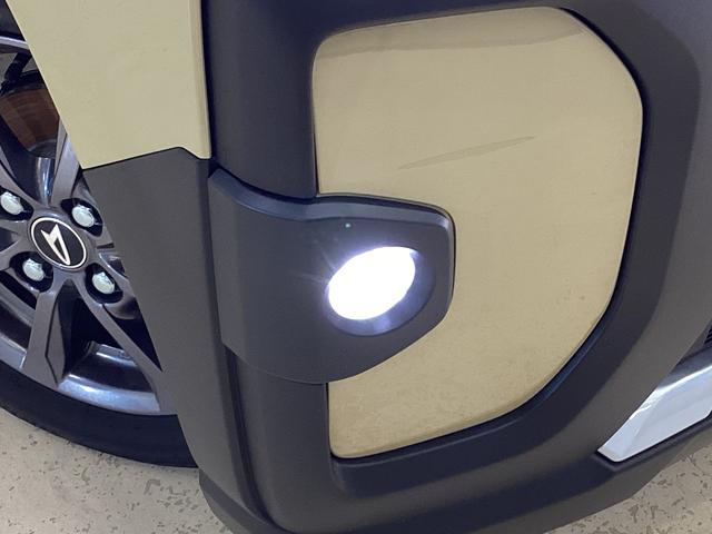 タント ファンクロス シートヒーター 前後コーナーセンサー 両側電動スライドドア 前後コーナーセンサー バックカメラ スマートキー 前席シートヒーター ルーフレール オートマチックハイビーム オートブレーキホールド 14インチ純正アルミホイール ABS(9枚目)