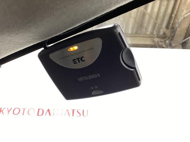 ムーヴ X 社外ナビ フルセグチューナー ブルートゥース対応 ETC 社外ナビ フルセグチューナー ブルートゥース対応 ETC プッシュボタンエンジンスタート カーペットマット オートエアコン アイドリングストップ アルミホイール バイザー パワステ パワーウインドウ(3枚目)