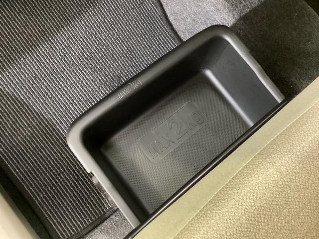 ムーヴ X 社外ナビ フルセグチューナー ブルートゥース対応 ETC 社外ナビ フルセグチューナー ブルートゥース対応 ETC プッシュボタンエンジンスタート カーペットマット オートエアコン アイドリングストップ アルミホイール バイザー パワステ パワーウインドウ(21枚目)