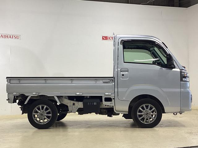 ハイゼットトラック エクストラ　切替式４ＷＤ　ＭＴ車　荷台作業灯　前後コーナーセンサー　３方開　オートマチックハイビーム　ＬＥＤヘッドライト　プッシュボタンエンジンスタート　電動格納ミラー　横滑り防止措置　マニュアルエアコン（12枚目）