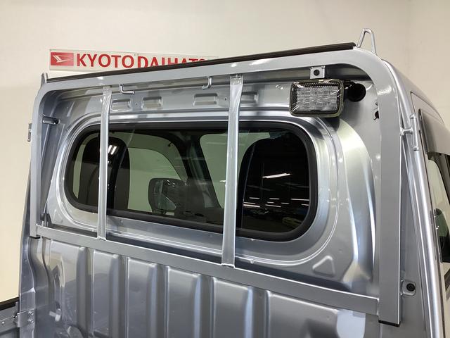 ハイゼットトラック エクストラ　切替式４ＷＤ　ＭＴ車　荷台作業灯　前後コーナーセンサー　３方開　オートマチックハイビーム　ＬＥＤヘッドライト　プッシュボタンエンジンスタート　電動格納ミラー　横滑り防止措置　マニュアルエアコン（28枚目）