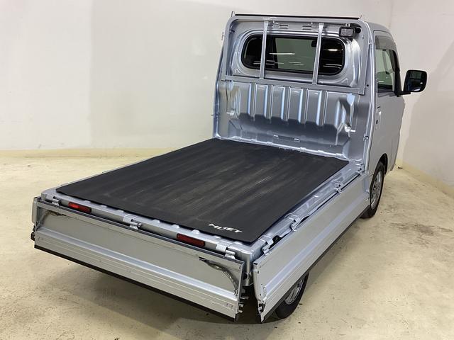 ハイゼットトラック エクストラ　切替式４ＷＤ　ＭＴ車　荷台作業灯　前後コーナーセンサー　３方開　オートマチックハイビーム　ＬＥＤヘッドライト　プッシュボタンエンジンスタート　電動格納ミラー　横滑り防止措置　マニュアルエアコン（32枚目）