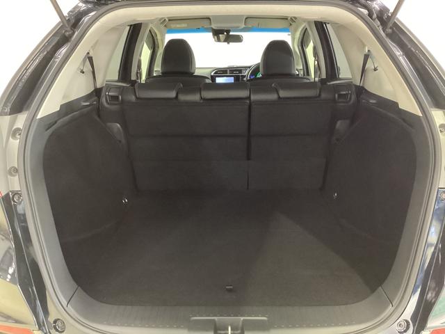 シャトル ハイブリッドＸ　ナビ　バックカメラ　ＥＴＣ　ワンセグチューナ　ナビ　バックカメラ　ＥＴＣ　ワンセグチューナ　ブルートゥース対応　クルーズコントロール　プッシュボタンエンジンスタート　オートエアコン　カーペットマット　バイザー　フォグランプ　ＬＥＤヘッドライト（31枚目）