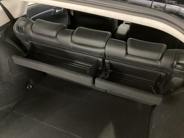 シャトル ハイブリッドＸ　ナビ　バックカメラ　ＥＴＣ　ワンセグチューナ　ナビ　バックカメラ　ＥＴＣ　ワンセグチューナ　ブルートゥース対応　クルーズコントロール　プッシュボタンエンジンスタート　オートエアコン　カーペットマット　バイザー　フォグランプ　ＬＥＤヘッドライト（32枚目）