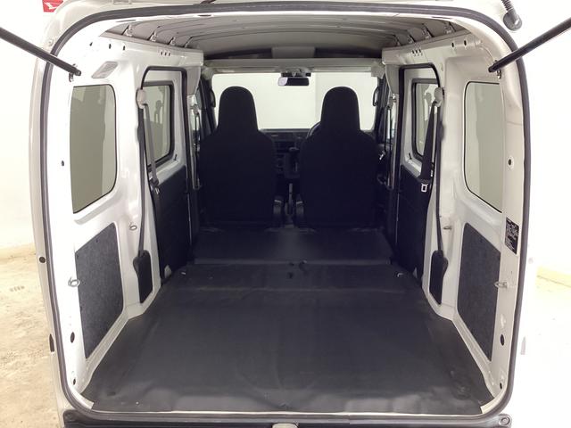 ハイゼットカーゴ DX ワンオーナー ETC ラジオ スマートアシスト ワンオーナー ETC ラジオ 両側スライドドア オートライト オートマチックハイビーム リアコーナーセンサー 横滑り防止措置 衝突被害軽減ブレーキ ドアバイザー アクセサリーソケット スマートアシスト(31枚目)