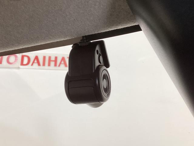 ムーヴキャンバス Gブラックインテリアリミテッド SAIII パノラマモニター ワンオーナー ナビTV パノラマモニター ドライブレコーダー 両側電動スライドドア オートライト オートマチックハイビーム USB接続 Bluetooth DVD プッシュスタート 横滑り防止装置(4枚目)