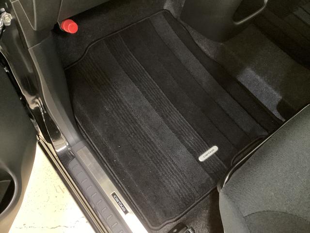 ムーヴキャンバス Gブラックインテリアリミテッド SAIII パノラマモニター ワンオーナー ナビTV パノラマモニター ドライブレコーダー 両側電動スライドドア オートライト オートマチックハイビーム USB接続 Bluetooth DVD プッシュスタート 横滑り防止装置(33枚目)