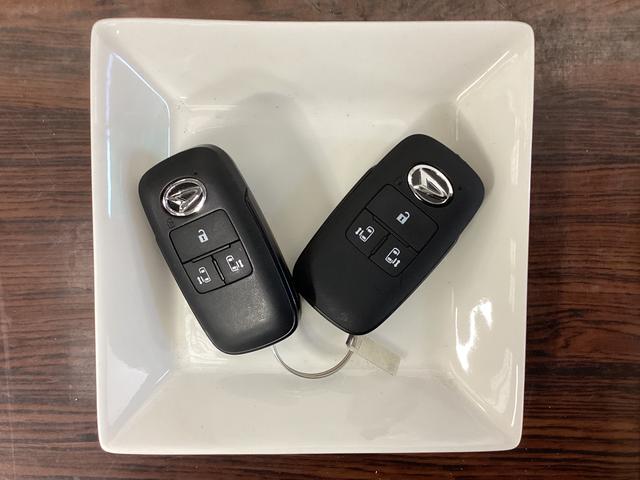 タント ファンクロスターボ　バックカメラ　両側電動スライドドア　ワンオーナー　ナビ付きバックカメラ　両側電動スライドドア　前後コーナーセンサー　前席シートヒーター　オートマチックハイビーム　電子パーキング　オートブレーキホールド　１５インチ純正アルミ　ＵＳＢ（18枚目）