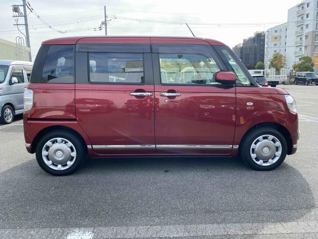 ムーヴキャンバス Ｘブラックインテリアリミテッド　ＳＡＩＩＩ　ＥＴＣ　ダイハツ認定中古車　予防安全機能スマートアシスト搭載　アイドリングストップ　両側パワースライドドア　電動格納ミラー　シートリフター　ＥＴＣ車載器　オートエアコン　ＡＢＳ　キーフリーキー（4枚目）