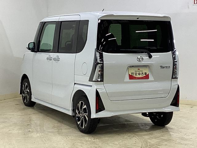 タント カスタムX 届け出済み未使用車 両側電動スライド リアカメラ 届け出済み未使用車 バックカメラ 両側電動スライドドア 前席シートヒーター オートマチックハイビーム 前後コーナーセンサー 14インチ純正アルミホイール オートブレーキホールド USBチャージャー(16枚目)