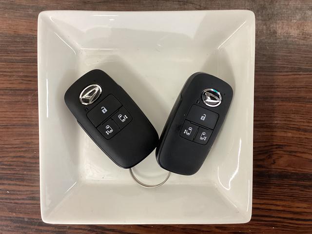 タント カスタムX 届け出済み未使用車 両側電動スライド リアカメラ 届け出済み未使用車 バックカメラ 両側電動スライドドア 前席シートヒーター オートマチックハイビーム 前後コーナーセンサー 14インチ純正アルミホイール オートブレーキホールド USBチャージャー(18枚目)