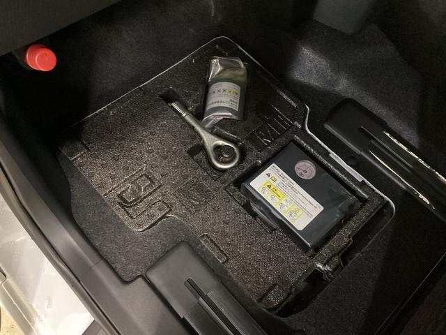 タント カスタムX 届け出済み未使用車 両側電動スライド リアカメラ 届け出済み未使用車 バックカメラ 両側電動スライドドア 前席シートヒーター オートマチックハイビーム 前後コーナーセンサー 14インチ純正アルミホイール オートブレーキホールド USBチャージャー(33枚目)