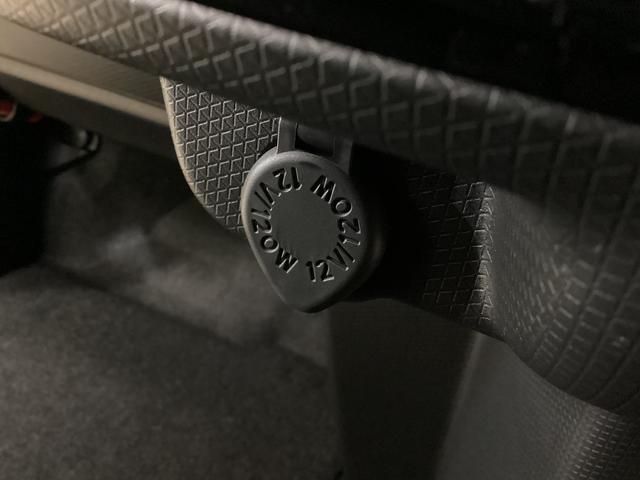 タント カスタムX 届け出済み未使用車 両側電動スライド リアカメラ 届け出済み未使用車 バックカメラ 両側電動スライドドア 前席シートヒーター オートマチックハイビーム 前後コーナーセンサー 14インチ純正アルミホイール オートブレーキホールド USBチャージャー(51枚目)