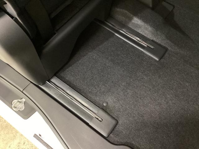 タント カスタムX 届け出済み未使用車 両側電動スライド リアカメラ 届け出済み未使用車 バックカメラ 両側電動スライド 前後コーナーセンサー 前席シートヒーター 14インチ純正アルミホイール オートブレーキホールド USBチャージャー サイド/サイドカーテンエアバッグ(22枚目)