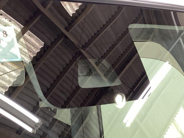 タント カスタムＸ　ＳＡＩＩ　助手席側リヤパワースライドドア　助手席側リヤパワースライドドア　スマートアシストＩＩ　プッシュボタンエンジンスタート　ＵＳＢチューナー　オートエアコン　ＬＥＤヘッドライト　オートライト　アルミホイール　電動格納式ドアミラー　ＡＢＳ（11枚目）