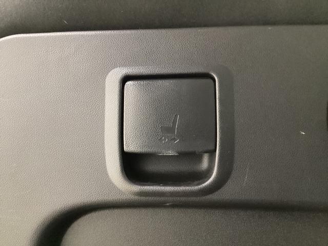 タント カスタムＸ　ＳＡＩＩ　助手席側リヤパワースライドドア　助手席側リヤパワースライドドア　スマートアシストＩＩ　プッシュボタンエンジンスタート　ＵＳＢチューナー　オートエアコン　ＬＥＤヘッドライト　オートライト　アルミホイール　電動格納式ドアミラー　ＡＢＳ（25枚目）