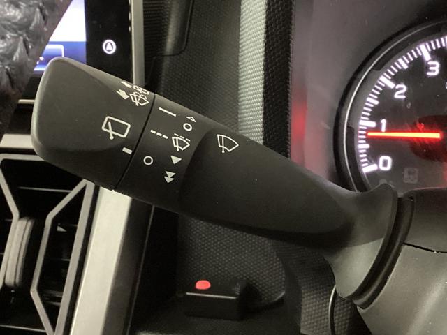 タフト Gターボ ダーククロムベンチャー ワンオーナー ナビ ETC ワンオーナー ナビ ドラレコ ETC バックカメラ スカイフィールトップ アダプティブクルーズコントロール ルーフレール 前後コーナーセンサー 前席シートヒーター USB接続 Bluetooth(50枚目)